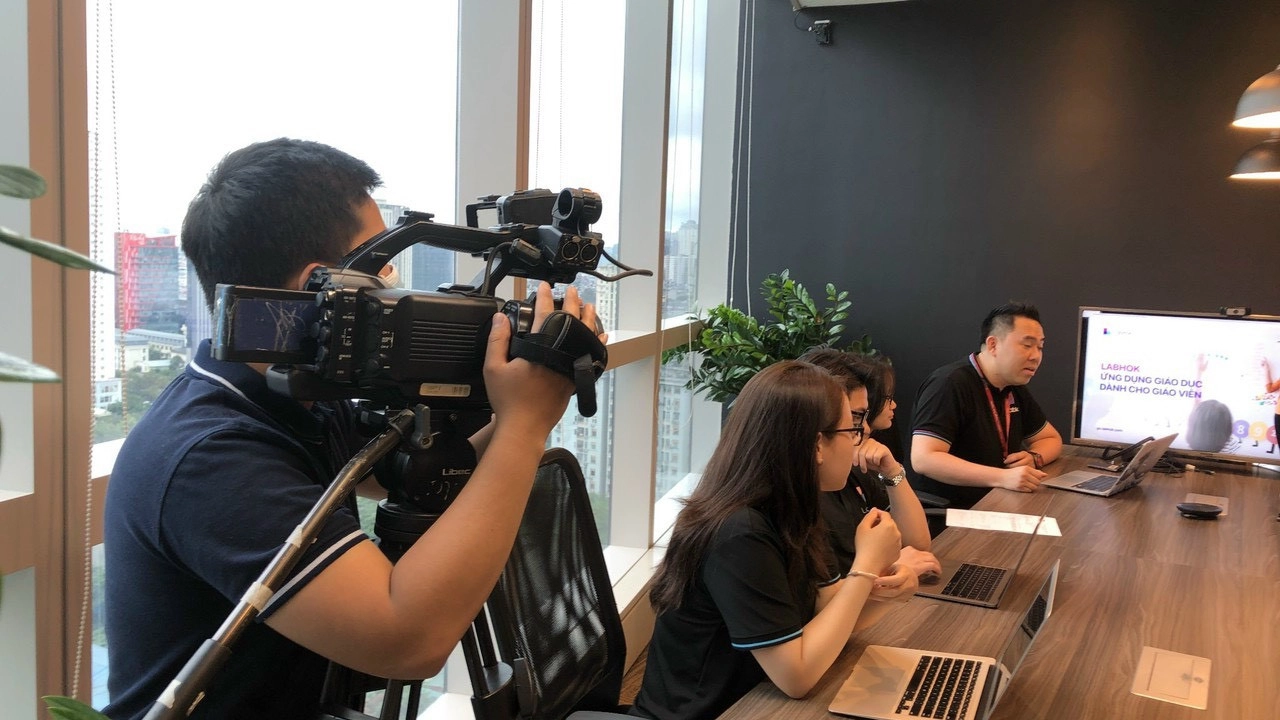 Video giới thiệu doanh nghiệp là gì?